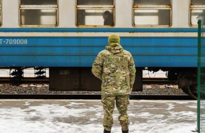 Ucraina își asumă ultimele atacuri asupra zonelor de est controlate de ruși