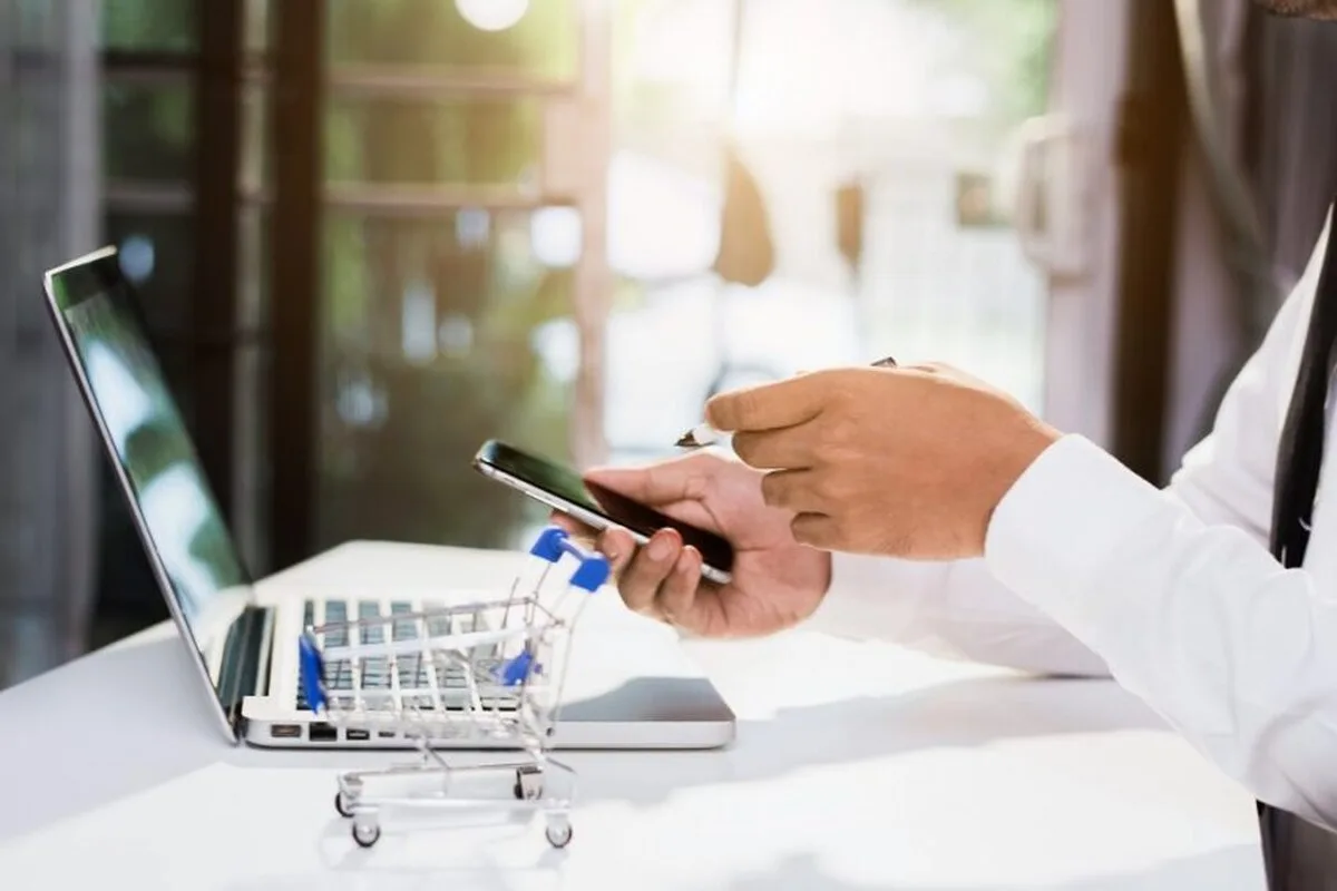 Care este perspectiva comerțului electronic B2B și importanța piețelor?