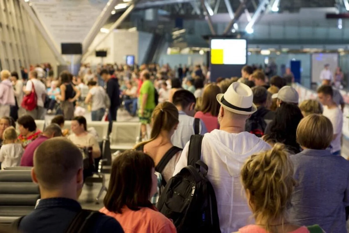 Loviturile aeroporturilor provoacă haos