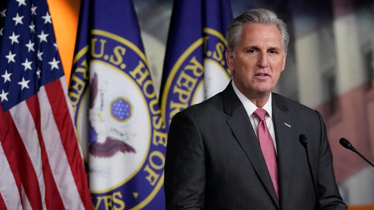 Kevin McCarthy este în sfârșit vorbitor.  Să vedem dacă poate să intre un cuvânt