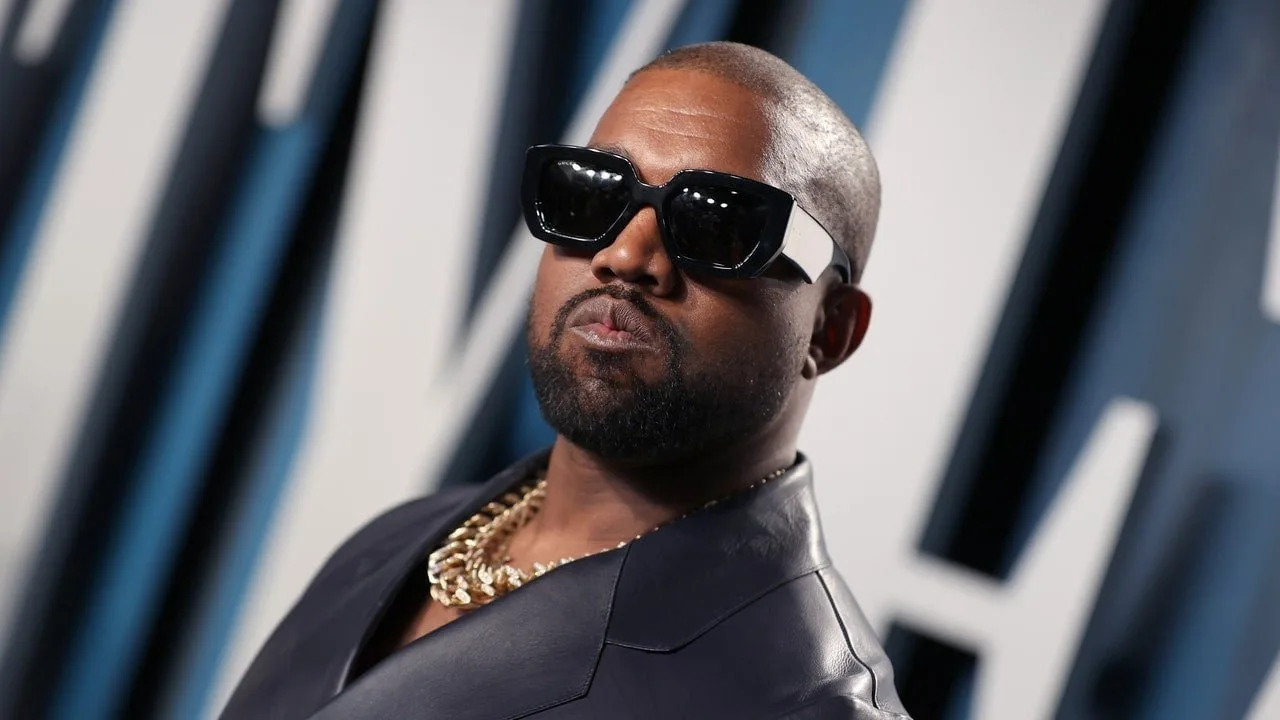 Kanye West se căsătorește cu Bianca Censori, designerul Yeezy
