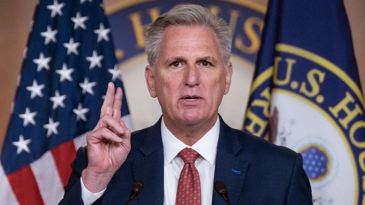 Kevin McCarthy se prăbușește în speranța de a câștiga în sfârșit votul vorbitorilor, apoi pierde din nou (și din nou, și din nou)