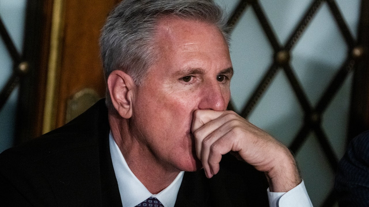 Lauren Boebert îi spune lui Trump să organizeze un discurs cu Kevin McCarthy, care aparent este dependent de pierderea votului vorbitorului
