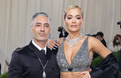 Rita Ora și Taika Waititi sunt, într-adevăr, căsătoriți