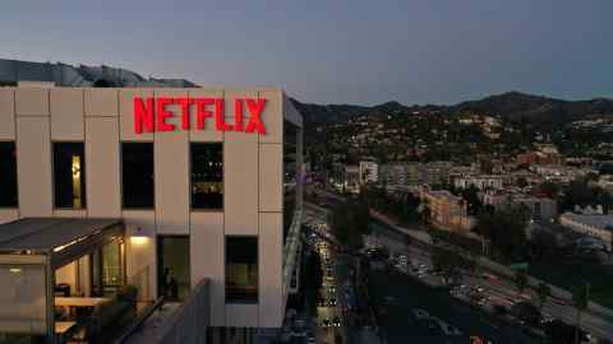 Cofondatorul Netflix Reed Hastings demisionează din funcția de CEO