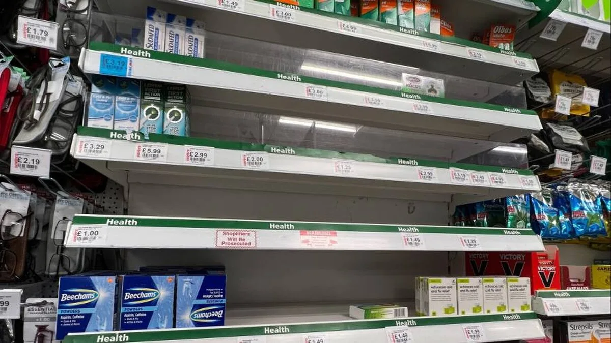 Farmacistii din Marea Britanie si SUA raporteaza lipsa de medicamente pentru raceala si gripa