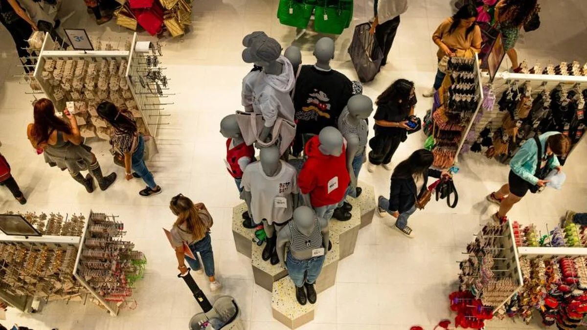 „Get Over It”: Primark rezistă să se mute online, în ciuda șocului pandemic