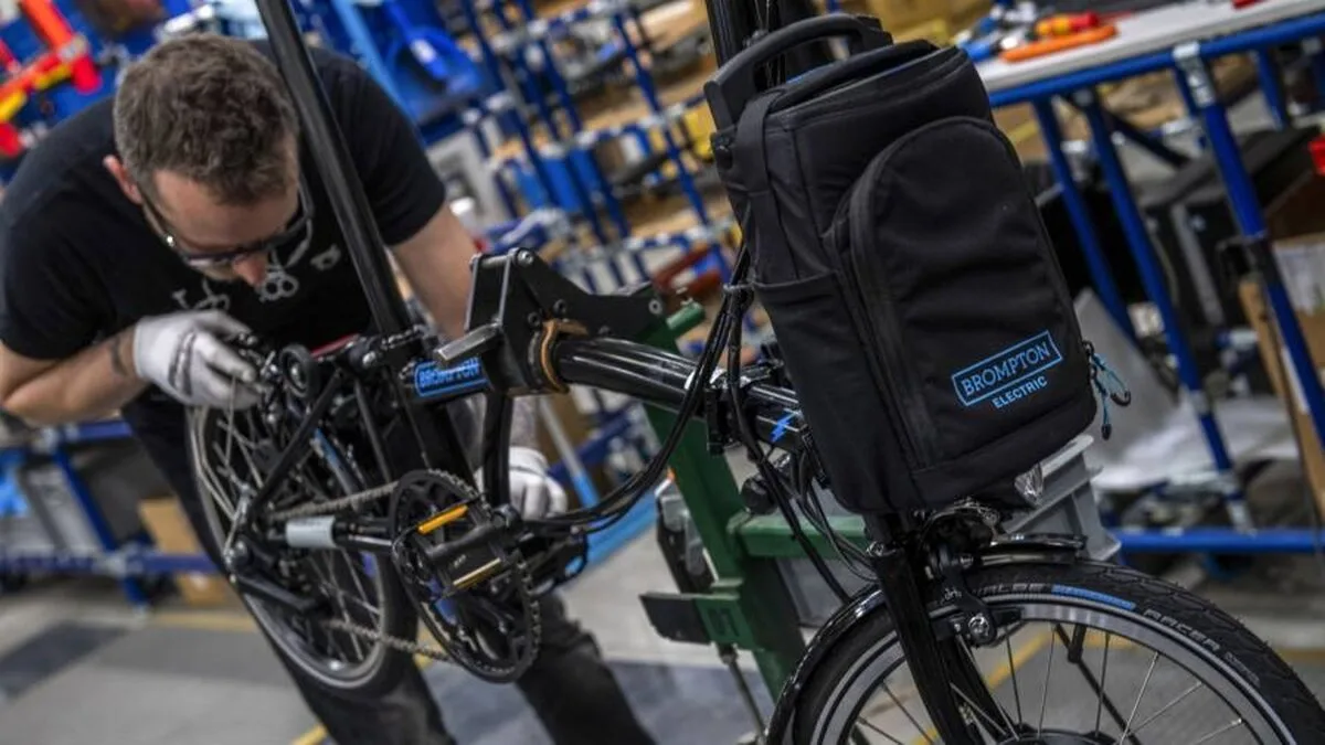 Profiturile lui Brompton scad pe măsură ce inflația și presiunile lanțului de aprovizionare se instalează