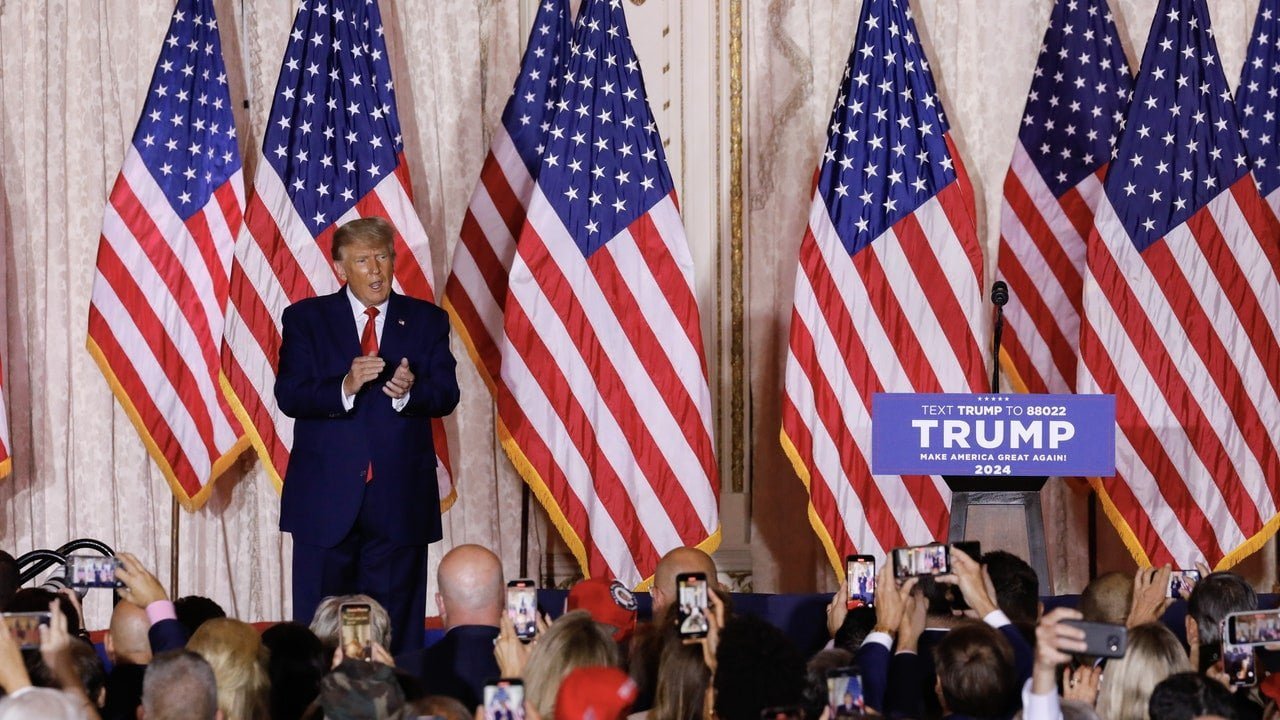 Donald Trump se gândește să candideze pentru însoțitori, iar Marjorie Taylor Greene este pe listă