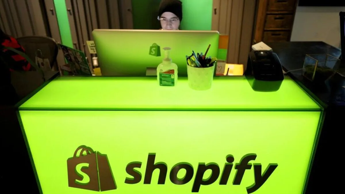 Shopify interzice adunările de mai mult de două persoane