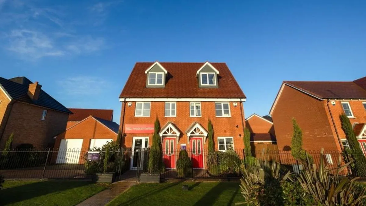 Dezvoltatorii britanici în retragere din cauza recesiunii imobiliare