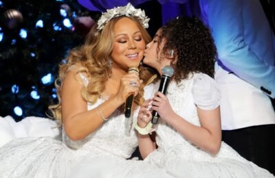 Mariah Carey poartă jachete de schi asortate cu gemenii ei