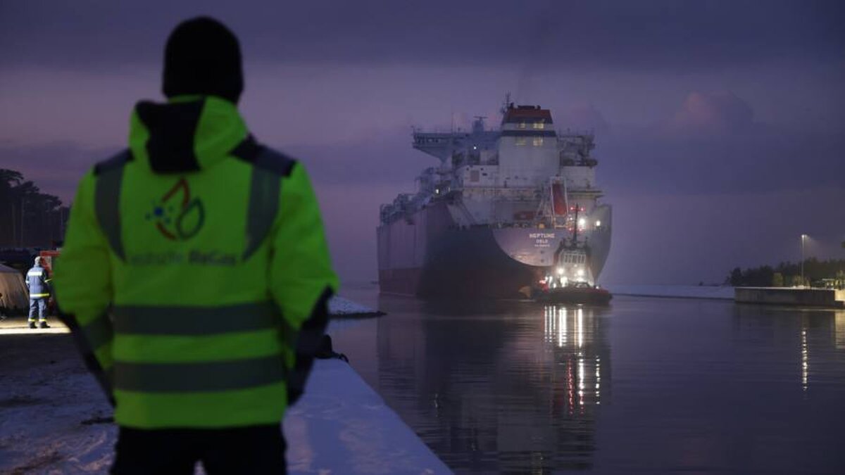 Europa este lider la importurile de GNL pe măsură ce concurența globală pentru combustibil se încălzește