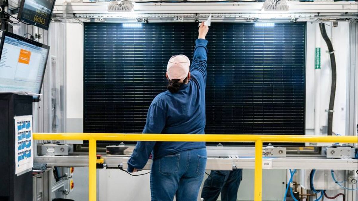 Hanwha din Coreea de Sud intenționează să investească 2,5 miliarde de dolari în generarea de energie solară în Statele Unite