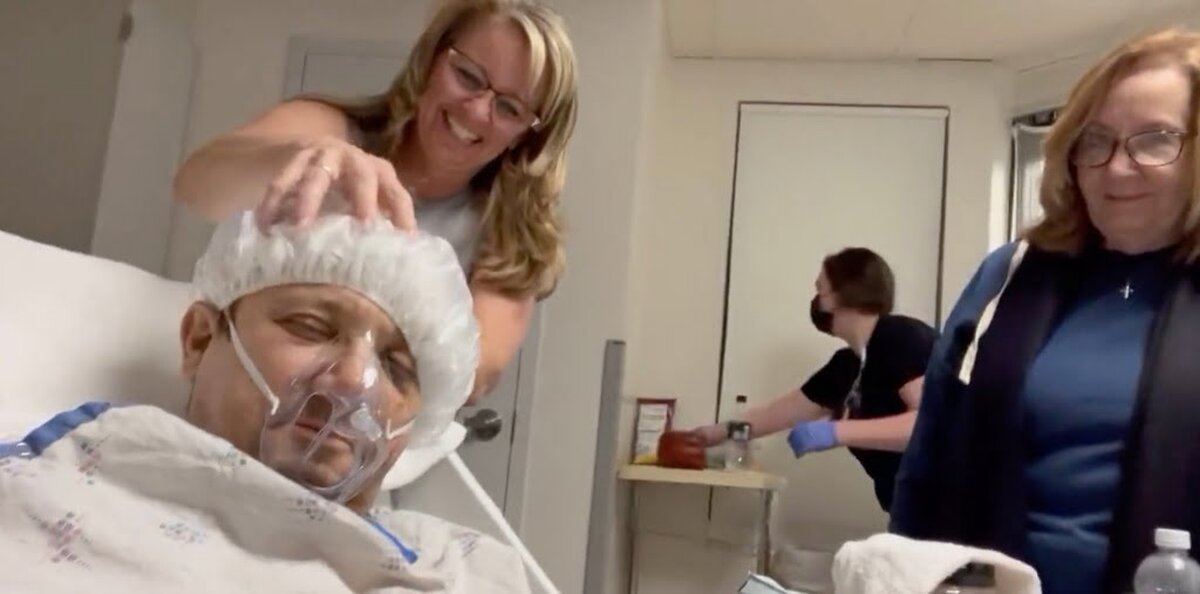 Jeremy Renner mulțumește personalului medical pe măsură ce recuperarea sa de accidentare progresează – News24