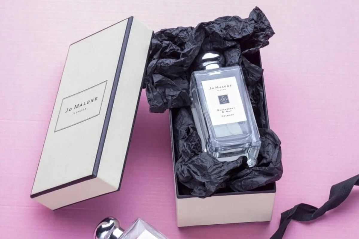 Top 4 parfumuri ale lui Jo Malone și cum să le încerci la o fracțiune din preț