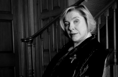 Amintirea lui Fay Weldon: Prietenia mea obișnuită cu un scriitor extraordinar