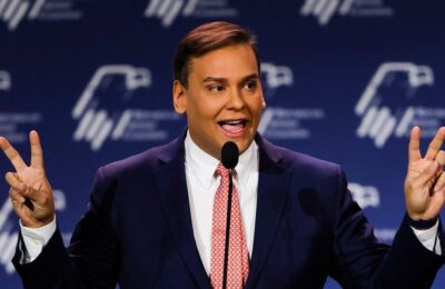 George Santos spune că s-a prefăcut că este evreu doar ca „o glumă”