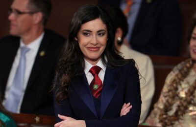 În timp ce își revendică moștenirea evreiască, Anna Paulina Luna a uitat să-și menționeze bunicul nazist