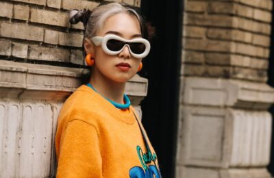 17 Magazine precum Urban Outfitters