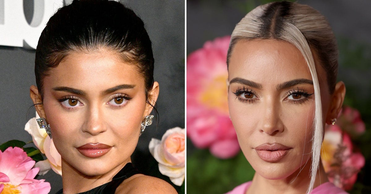 Kim Kardashian și Kylie Jenner arată ca niște gemene în bikini