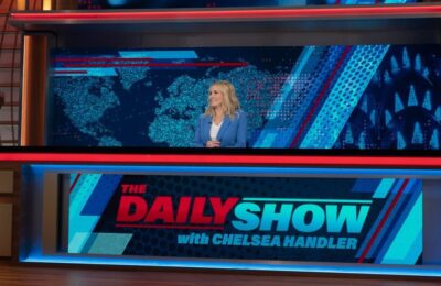 Chelsea Handler vrea să fie gazda „The Daily Show” – și poate că ar trebui.