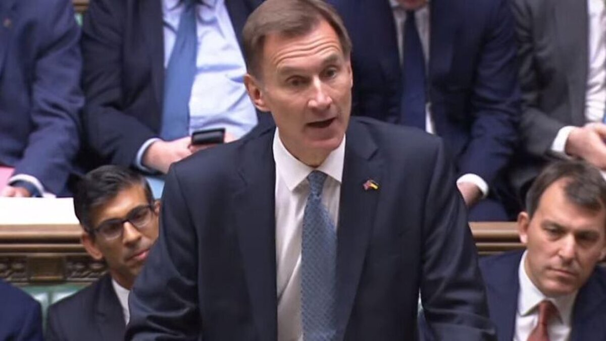 Jeremy Hunt respinge reducerile de impozite după creșterea dobânzii Băncii Mondiale