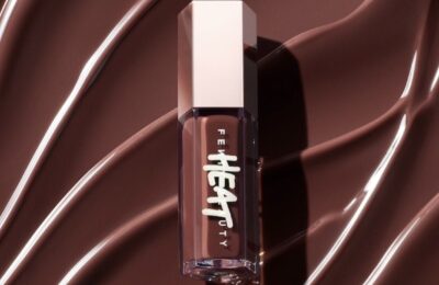 Fenty Beauty by Rihanna Gloss Bomb Heat in Hot Chocolit îți oferă buze voluminoase și lucioase: Review editor, fotografii
