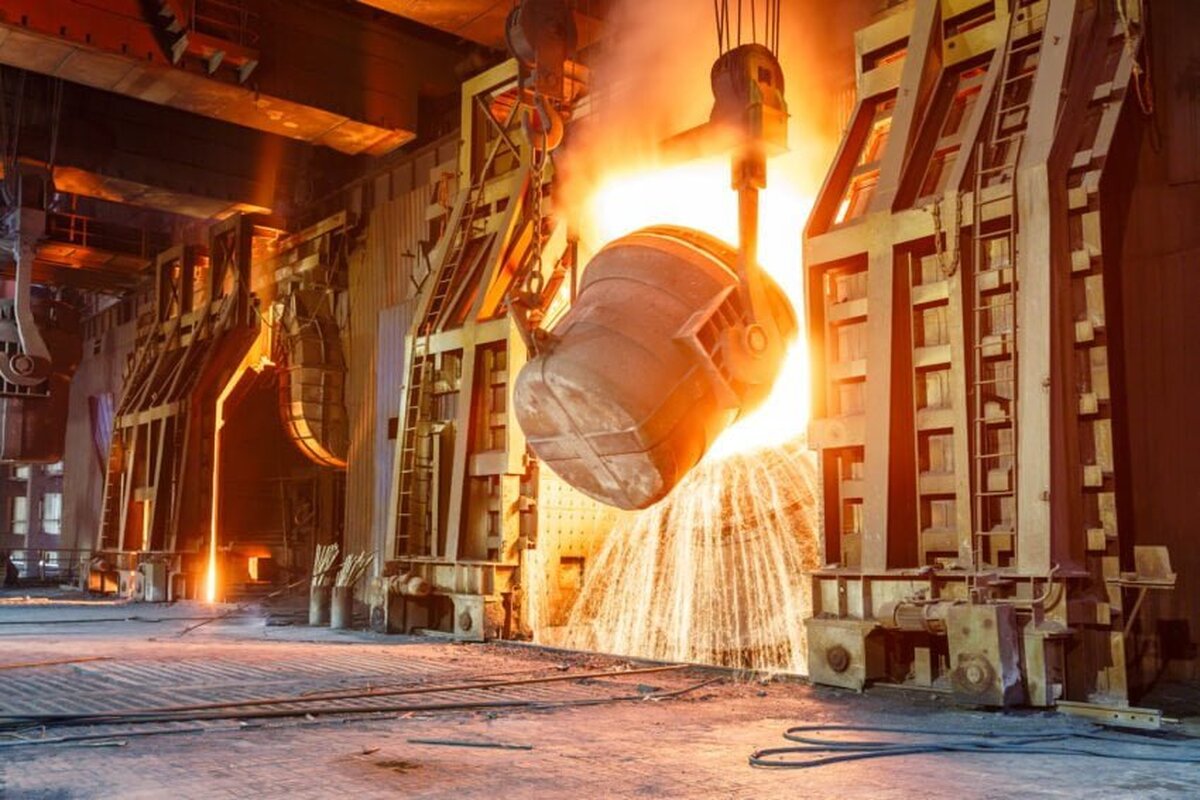 British Steel anunță că primele 260 de locuri de muncă vor dispărea de la uzina din Scunthorpe și se teme că vor urma multe altele