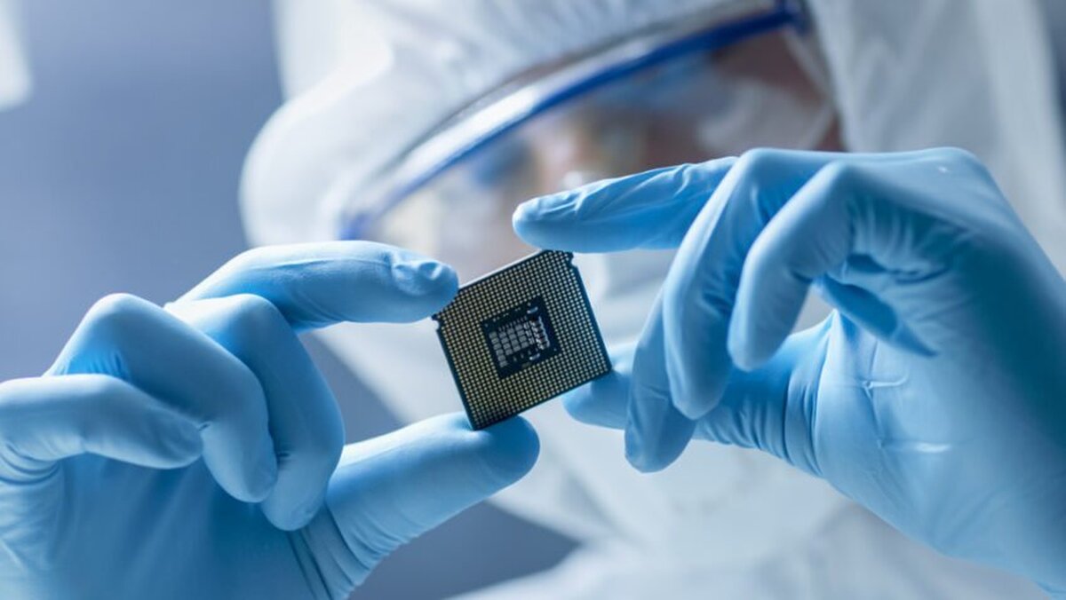 Marea Britanie riscă exodul firmelor din domeniul semiconductorilor fără o strategie industrială
