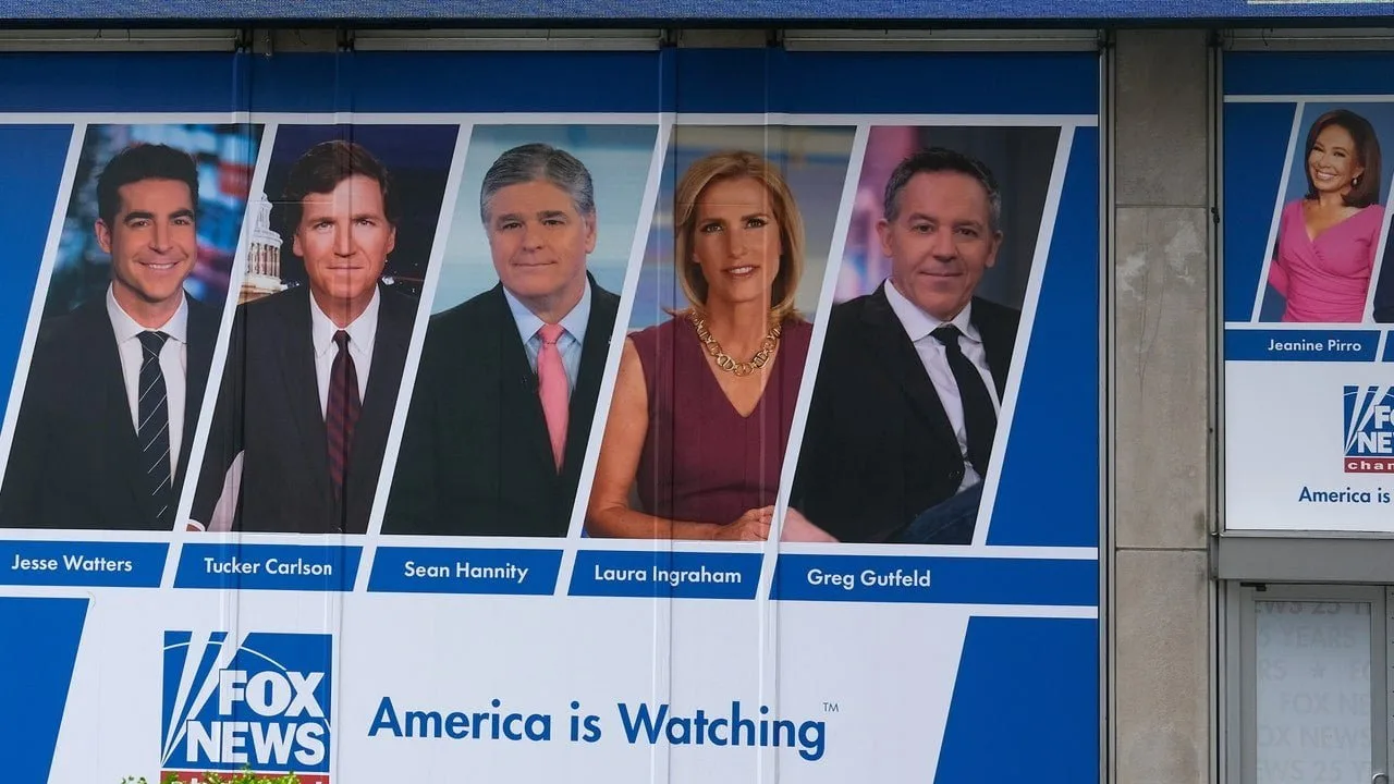 „Suntem cu toții rușinați”: În interiorul Fox News în timp ce dezvăluirile Dominion zguduie rețeaua de televiziune