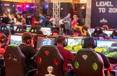 Ce sunt jocurile eSports și de ce au devenit așa de populare în mediul online?
