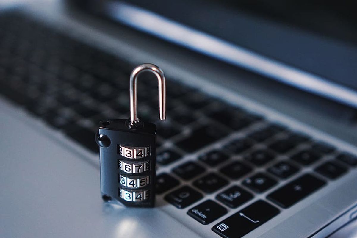 Un curs de securitate cibernetică permite economii importante de timp și bani pentru companii!