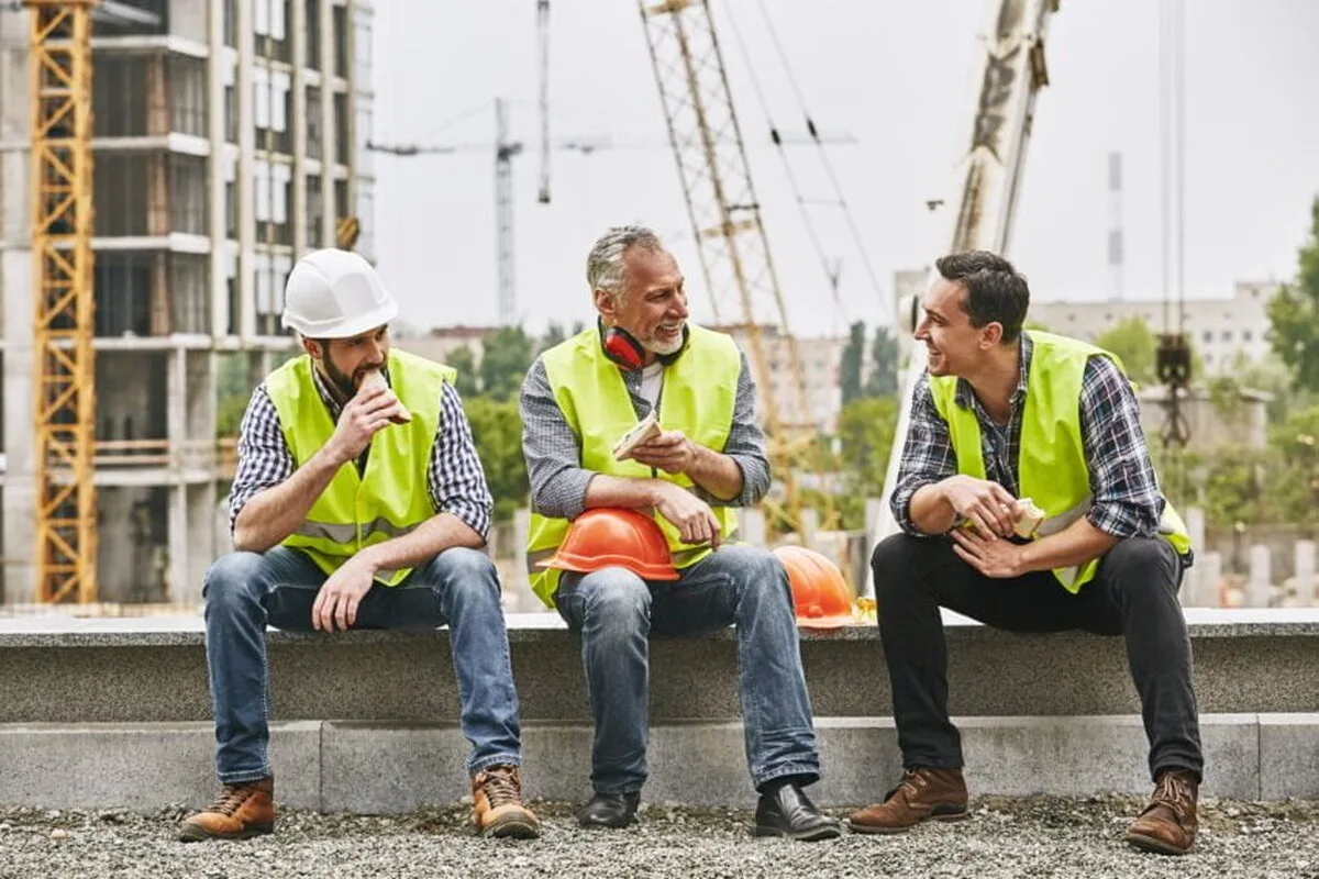 Reguli de imigrare relaxate pentru constructori și tâmplari
