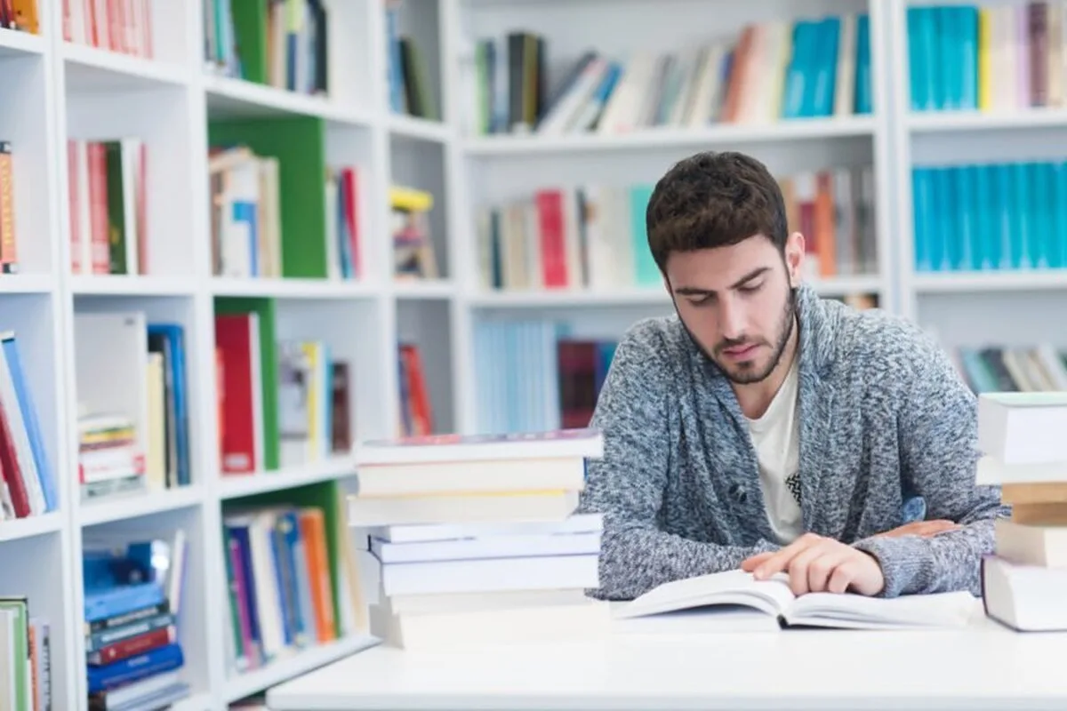 Învățarea virtuală și „perfecționarea” adulților ajută editorul Pearson să crească vânzările la 3,1 miliarde de lire sterline