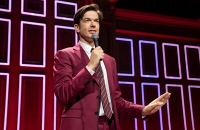 John Mulaney nu este prietenul tău