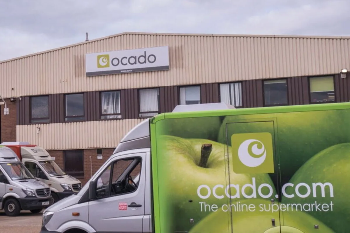 Ocado își va închide depozitul din Hertfordshire, cu 2.300 de locuri de muncă în pericol
