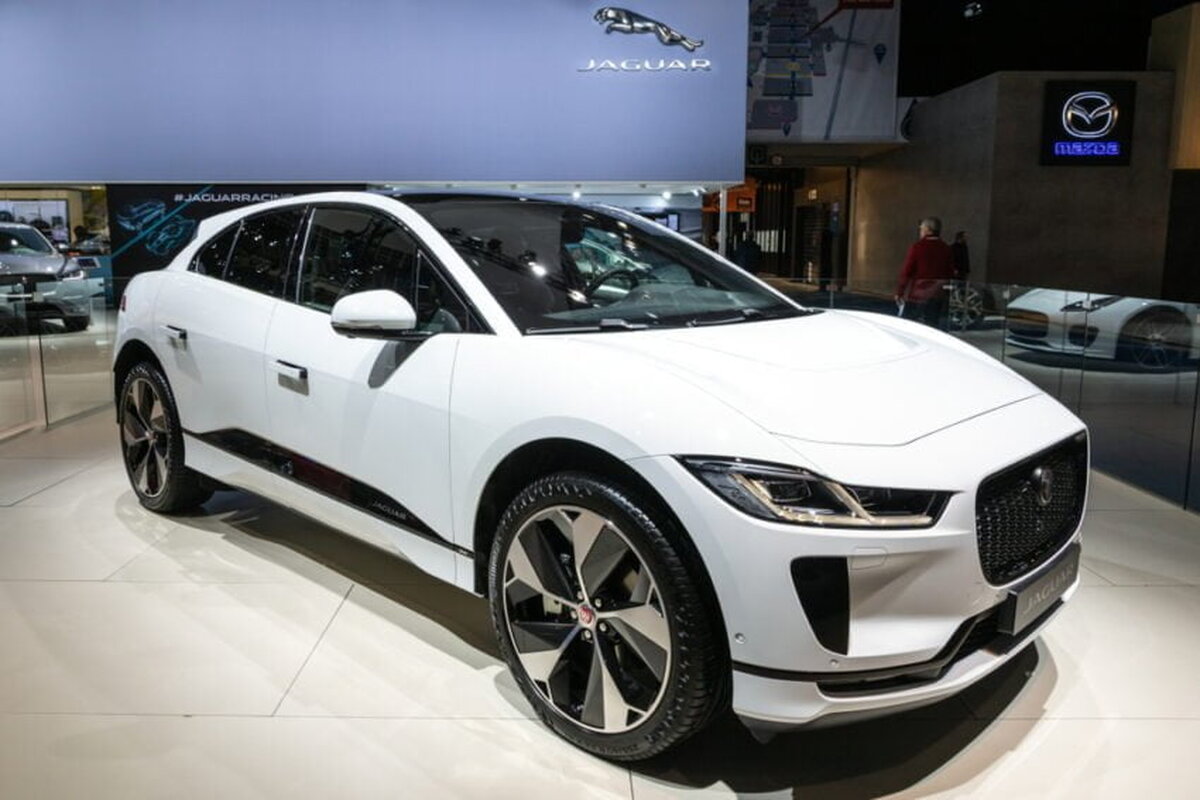 Jaguar Land Rover va crește producția de vehicule electrice în Marea Britanie cu o investiție de 15 miliarde de lire sterline