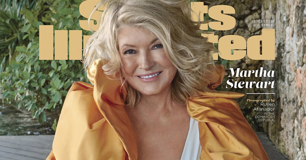 Martha Stewart Plunging costum de baie alb plonjat pe Sports Illustrated