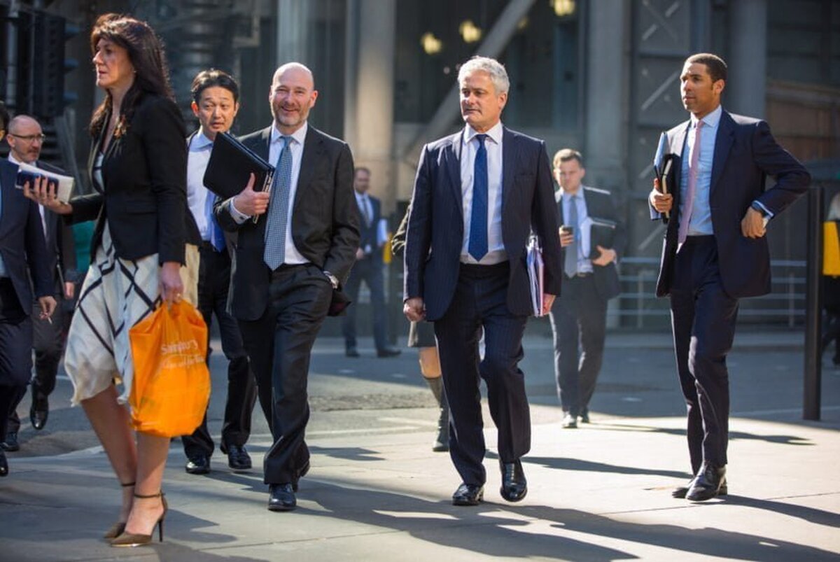 Promisiunea guvernului de a reduce birocrația, care va permite angajatorilor să economisească 1 miliard de lire sterline, este descrisă de sindicatul Unite ca fiind o „mizerie pentru lucrători”.