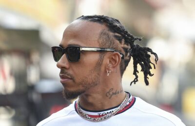 Moda Lewis Hamilton, ținute  POPSUGAR Fashion