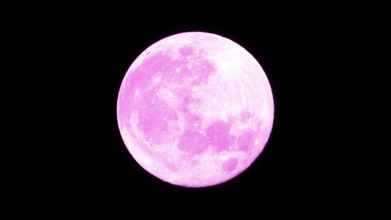 Ce înseamnă pentru tine, din punct de vedere astrologic, Luna plină de căpșuni din iunie 2023