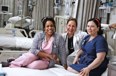 Cum s-au îndrăgostit din nou Niecy Nash și Alex Borstein de televiziune