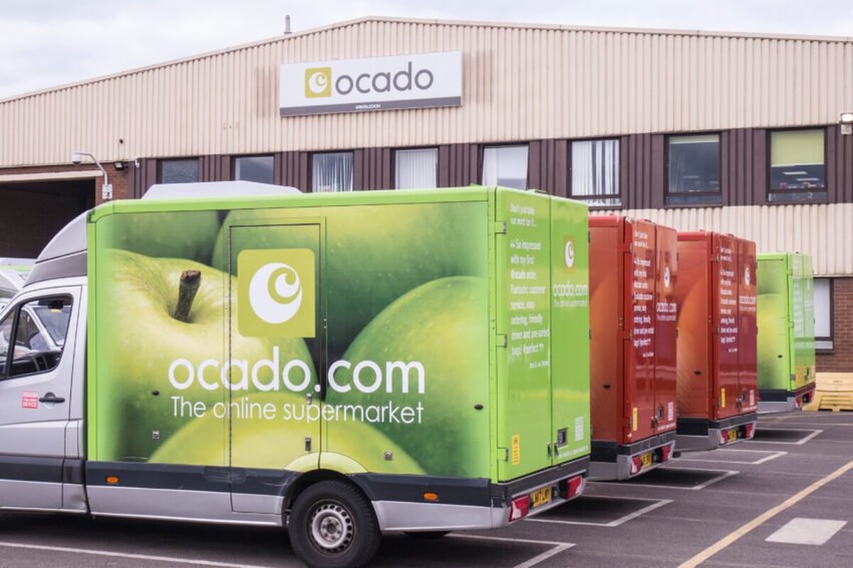 Acțiunile Ocado cresc pe fondul zvonurilor privind preluarea Amazon