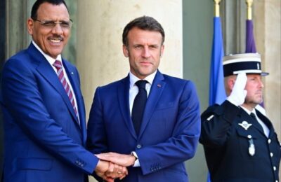 Junta din Niger acuză guvernul destituit că a autorizat un atac militar francez