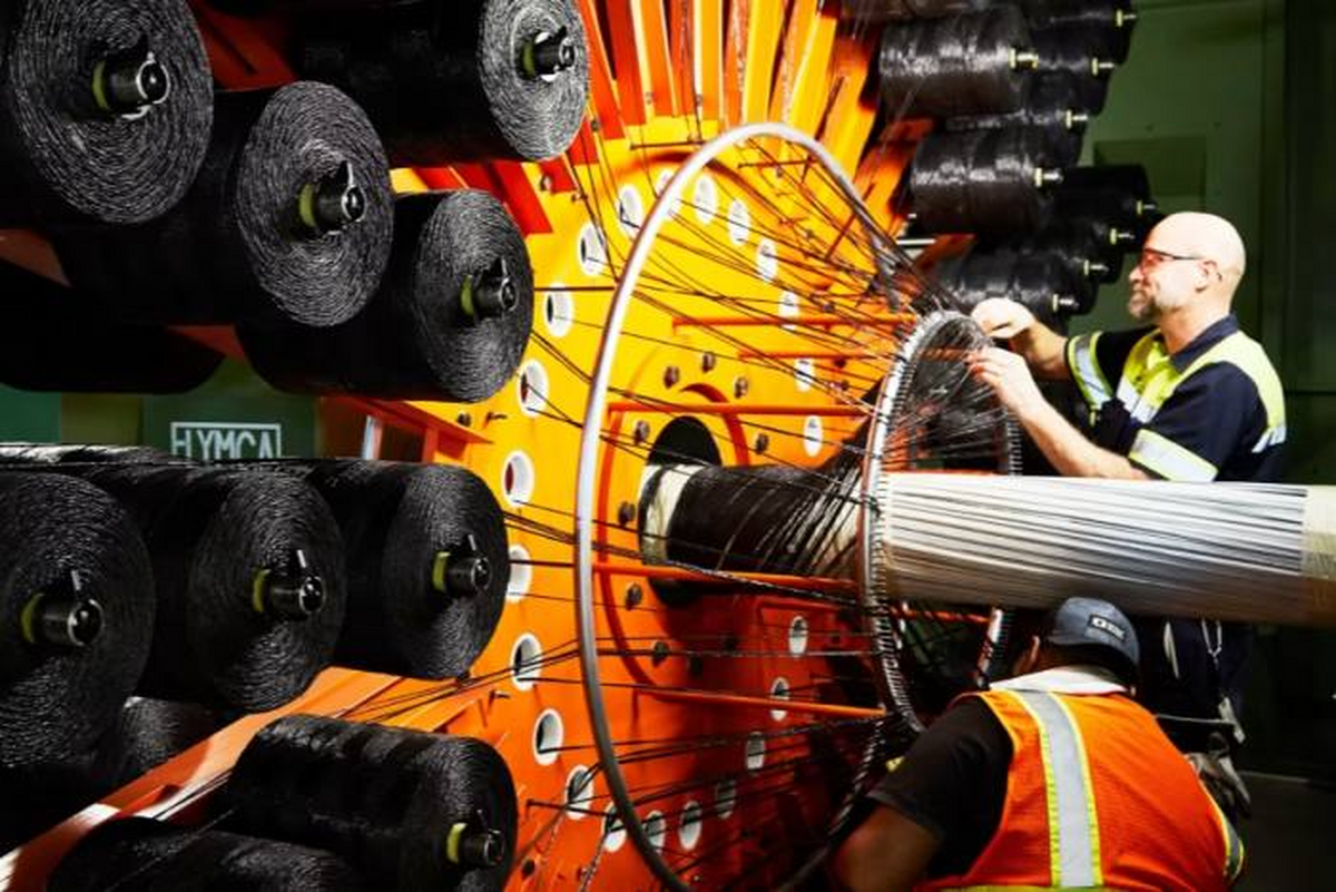 PrimulFT: Constructorii auto europeni susținuți pentru a învinge EV-urile chinezești ieftine