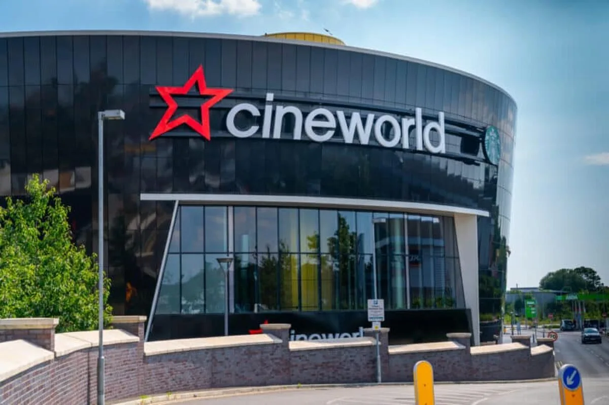 Cineworld suspendă tranzacționarea la Bursa de Valori din Londra, pe măsură ce planurile de restructurare șchioapătă