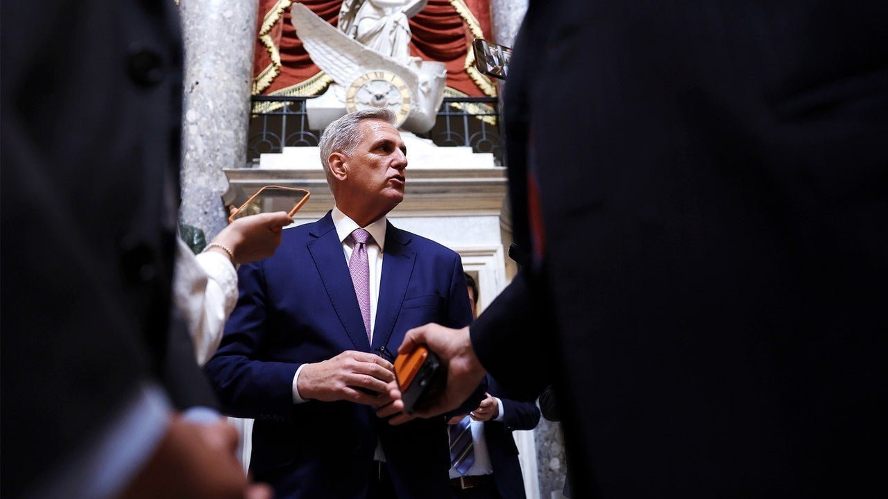 Democrații aproape că s-au săturat de Kevin McCarthy care cedează în fața dreptei: „Sunt pe o cale rapidă spre o închidere”