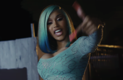Cardi B a purtat două peruci total opuse în ultima ei apariție din videoclip – Vezi poze