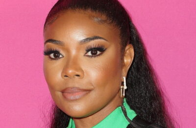 Gabrielle Union dovedește că cel mai tare accesoriu al verii este un coc mare – Vezi poze